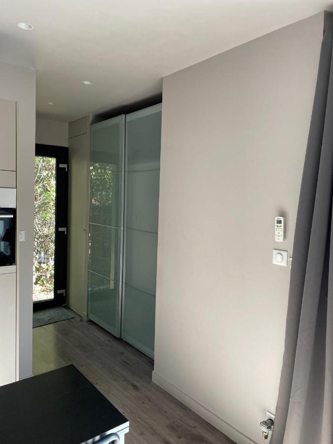 Studio Independant Vence Luaran gambar